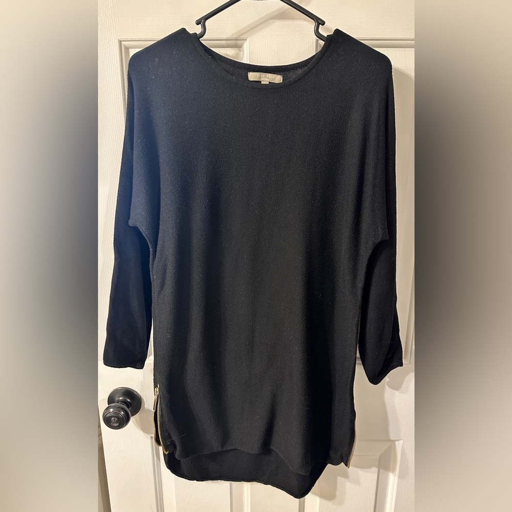 Joan Vass black tunic sweater with zipper details, size large